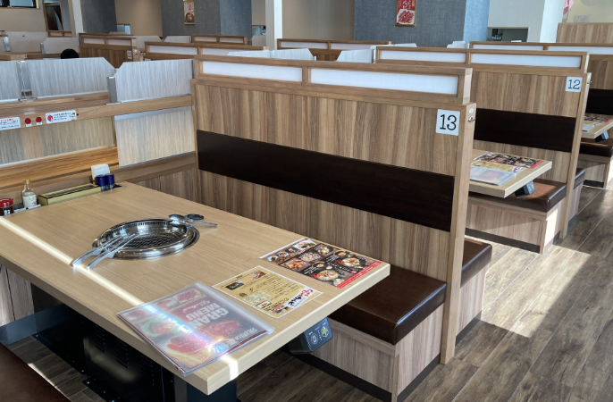 土佐道路店 店内